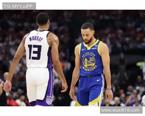 米尔顿与布拉德的对决:谁将成为篮球场上的新王者