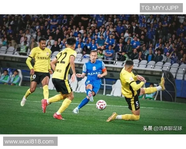 青岛足球比赛精彩瞬间直播视频全程回顾与分析